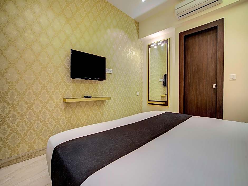 Treebo Tryst Hotel Radiant                                                                 