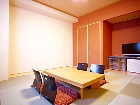 Japanese-Style Room - Smoking