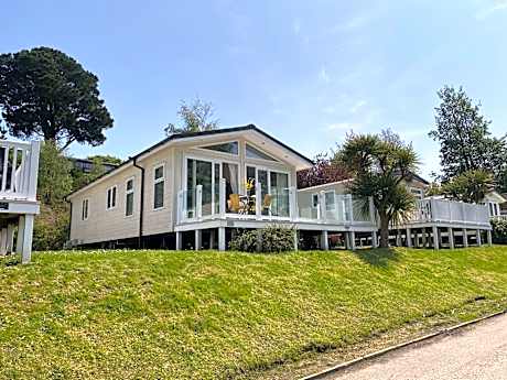 Palm lodge luxury holiday home