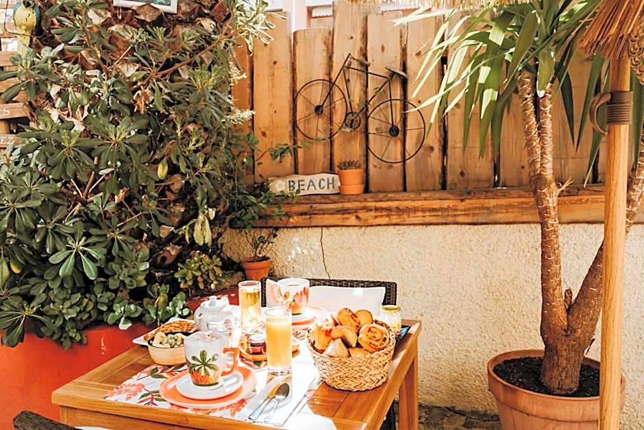 Hôtel Le Petit Castel