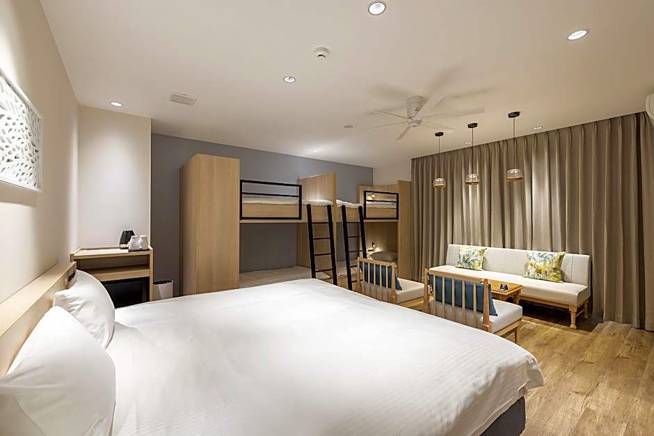 Alphabed Inn Naha Kokusai-dori East