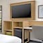 Spark by Hilton Montreal Brossard