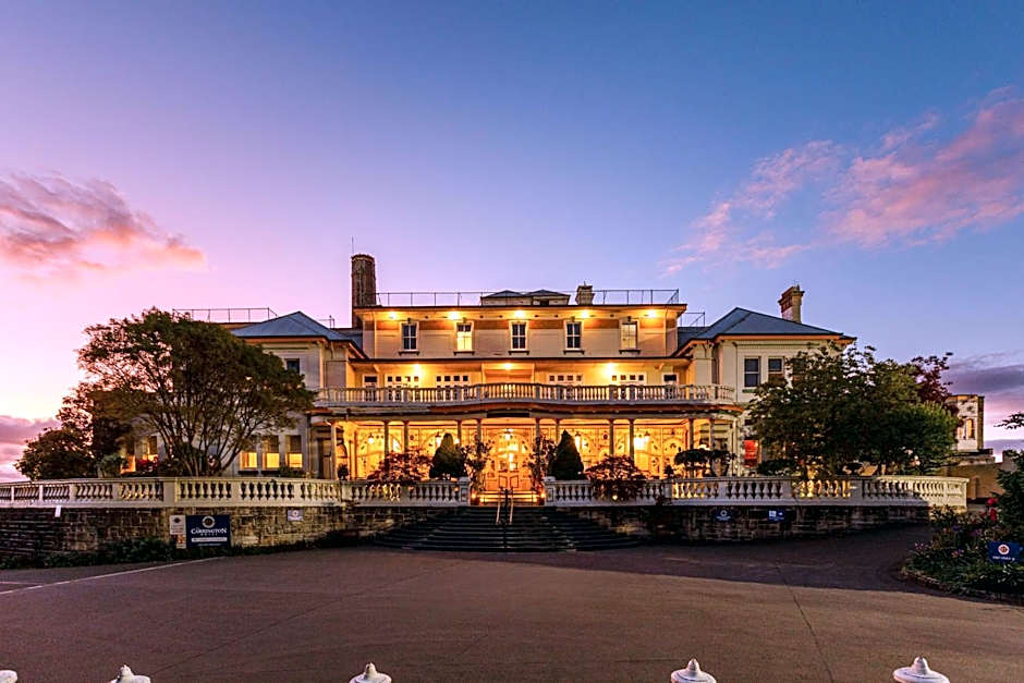 Carrington Hotel
