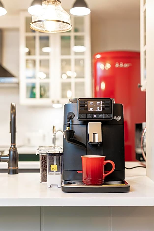 Condo in Downtown Vancouver - Near Rogers Arena