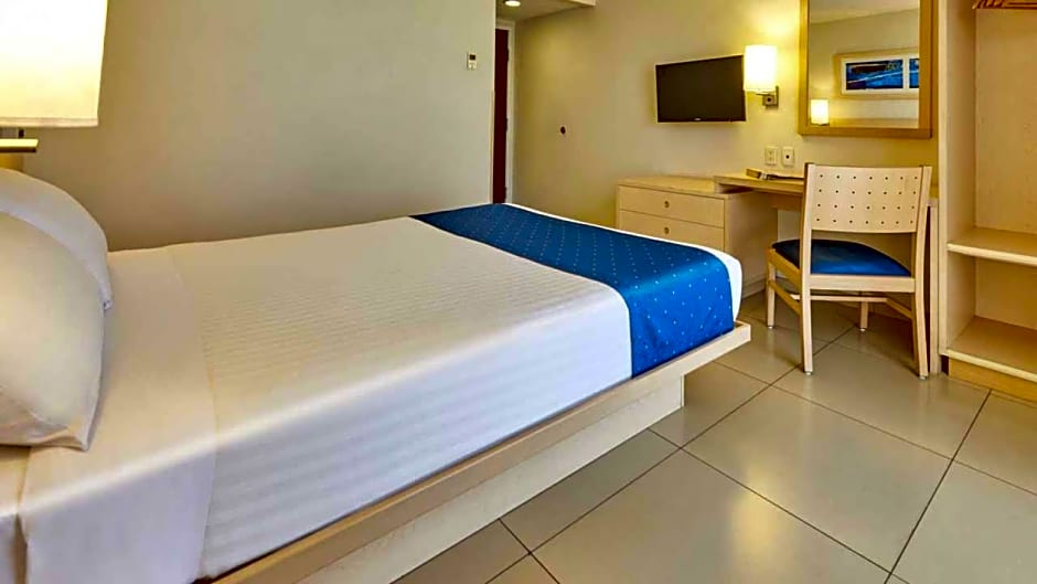 City Express by Marriott Manzanillo