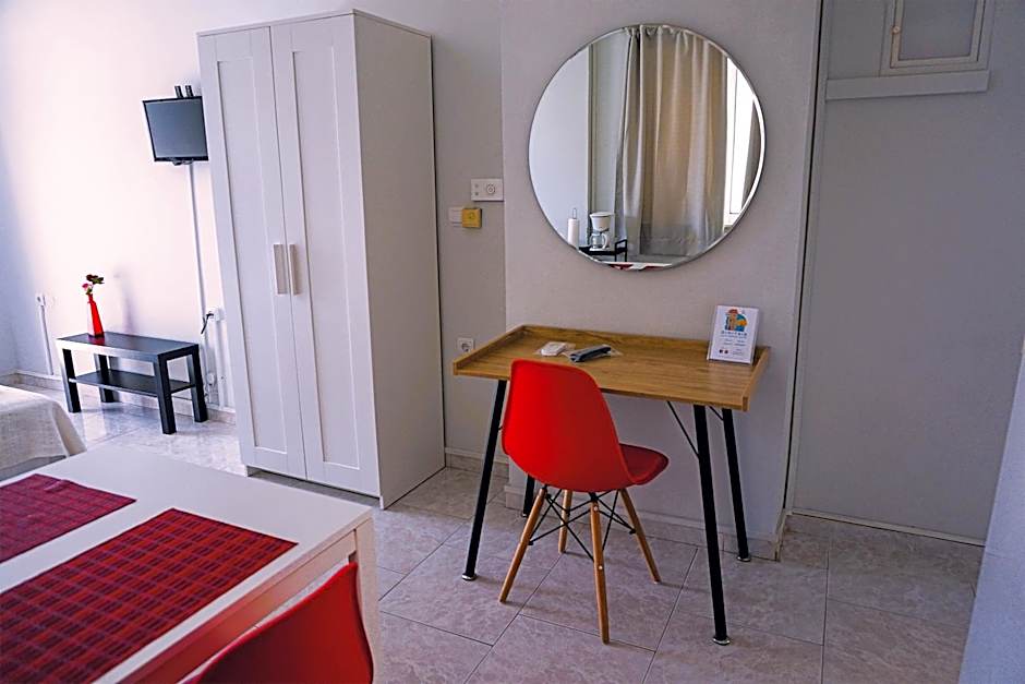 Dimitris City Break Apts