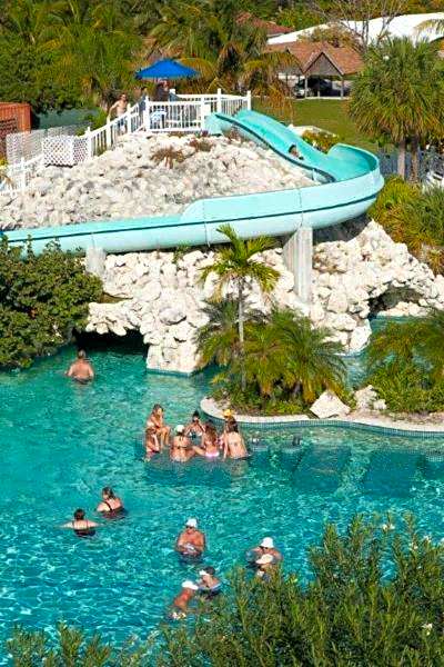 Flamingo Bay Hotel & Marina