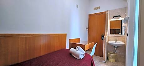 Single Room with Shared Bathroom