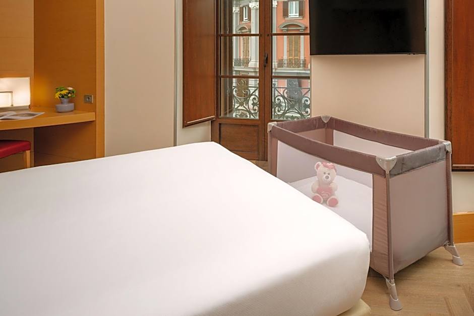 UNA HOTELS Napoli
