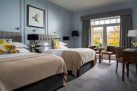 Hunters Yard, Guest room, 2 Double, Garden view