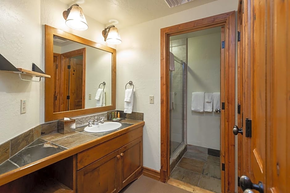 Lodges At Deer Valley