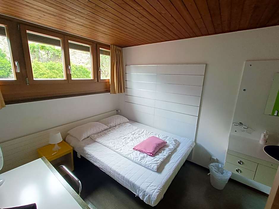 Ostello Montebello - Bellinzona Youth Hostel
