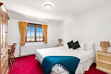 The Honest Lawyer, an Ascend Collection Hotel