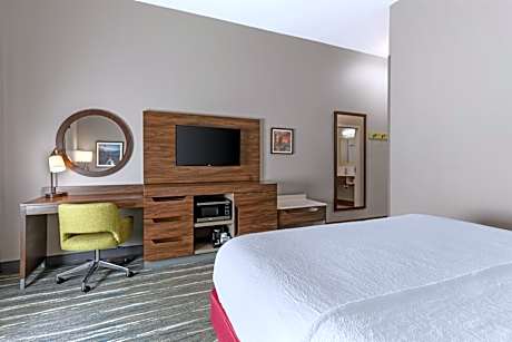 King Room - Hearing Access/Non-Smoking
