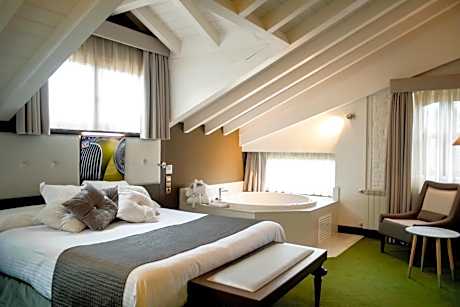 Junior Suite with jacuzzi