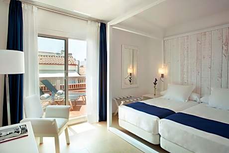 Double Room with Terrace