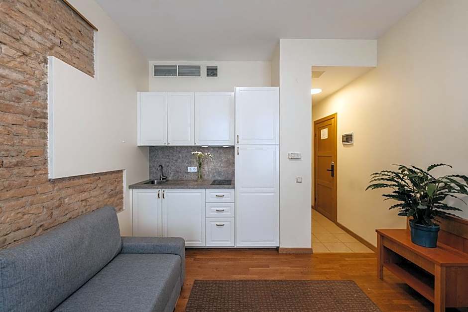 CATHEDRAL Old Town Suites