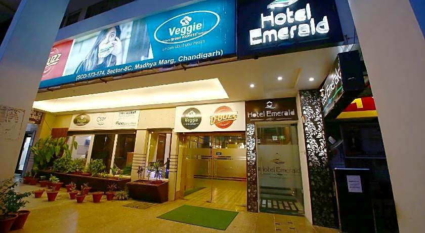 Hotel Emerald