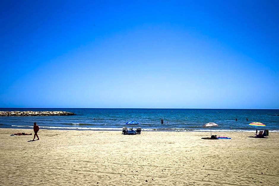 Antares Planet Costa Dorada