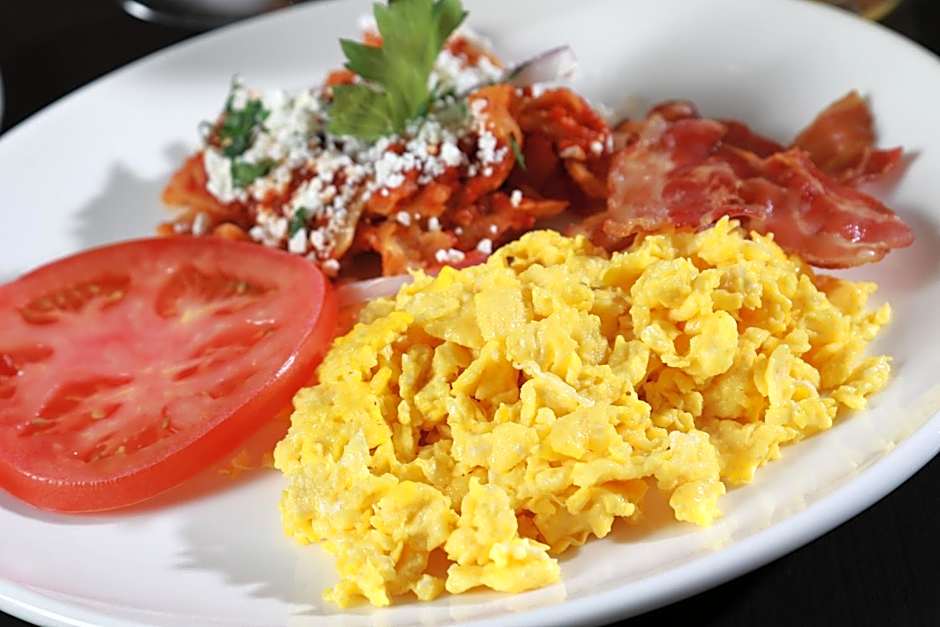 Staybridge Suites Guadalajara Expo By IHG