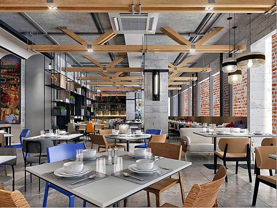 Mercure Bangkok Surawong