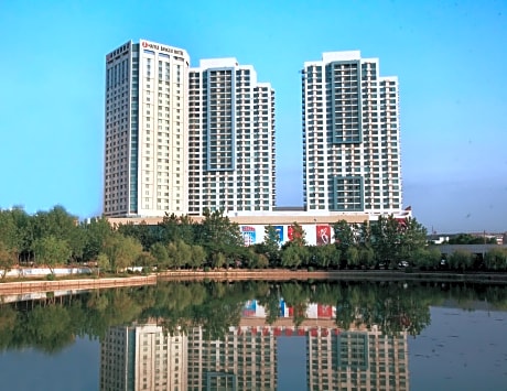 Weihai Haiyue Jianguo Hotel