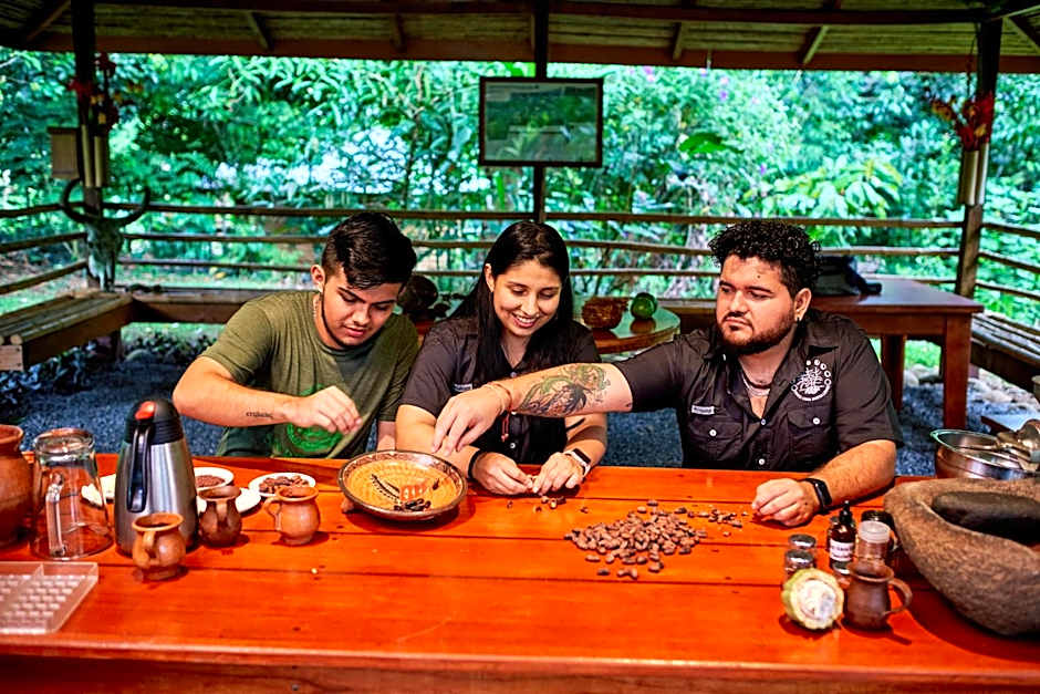 Finca Luna Nueva Lodge