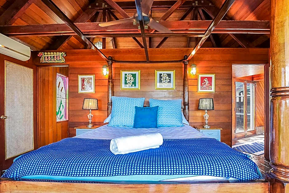 1770 Sovereign Lodge Retreat