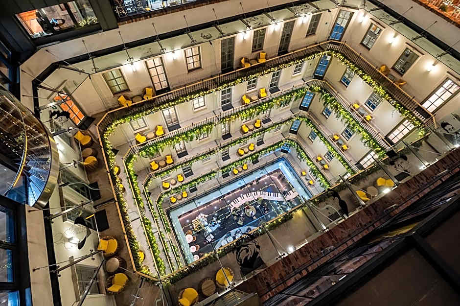 Aria Hotel Budapest by Library Hotel Collection