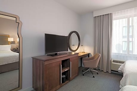 Double Room with Two Double Beds - Non-Smoking
