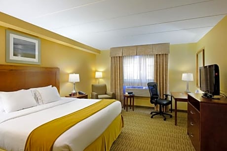 Holiday Inn Express Philadelphia Airport, an IHG Hotel