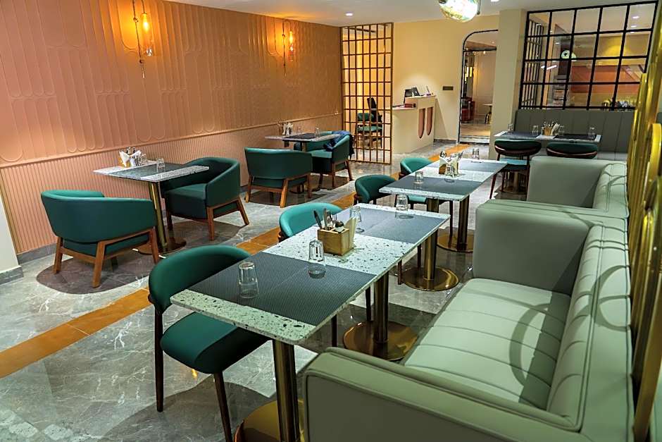 Trunk and Trolley Gachibowli