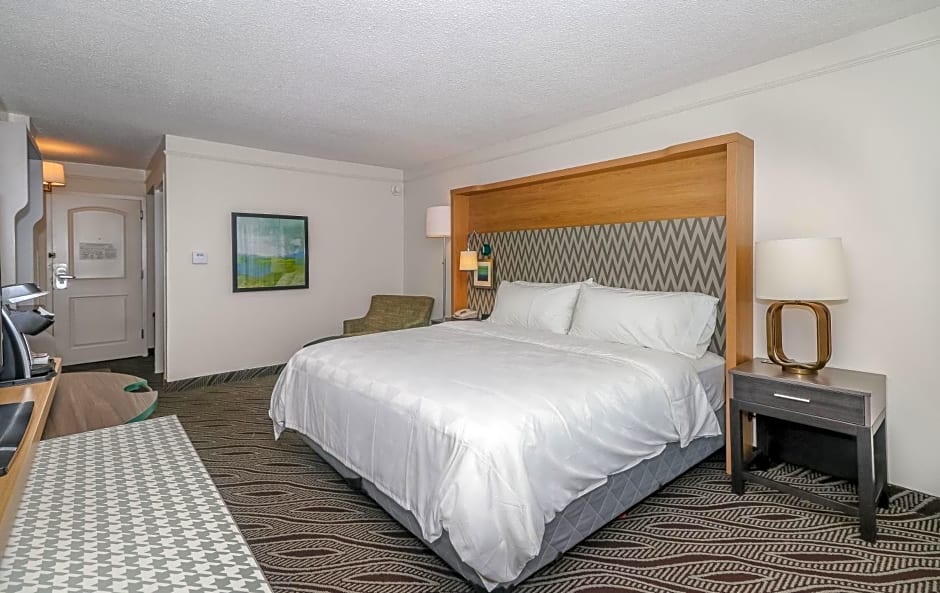 Holiday Inn Oceanfront at Surfside Beach, an IHG Hotel