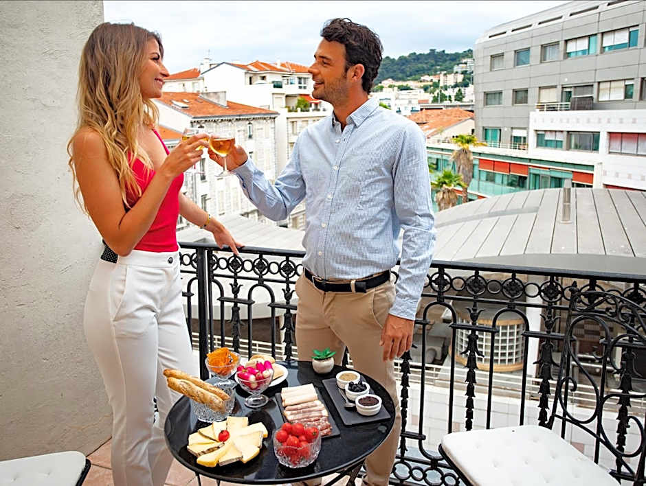 Villa Otero by Happyculture