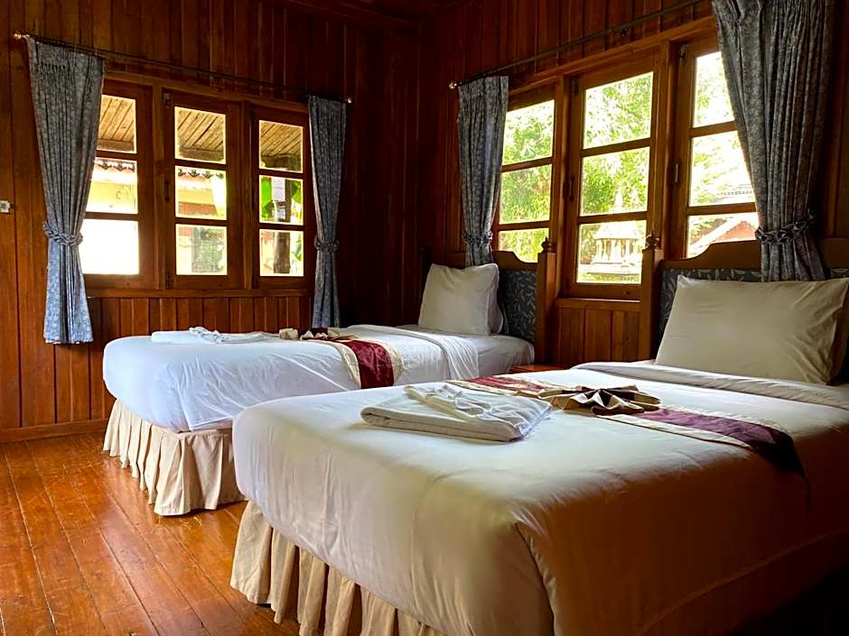Photo 1 of 7 of Standard 2 Beds Bungalow