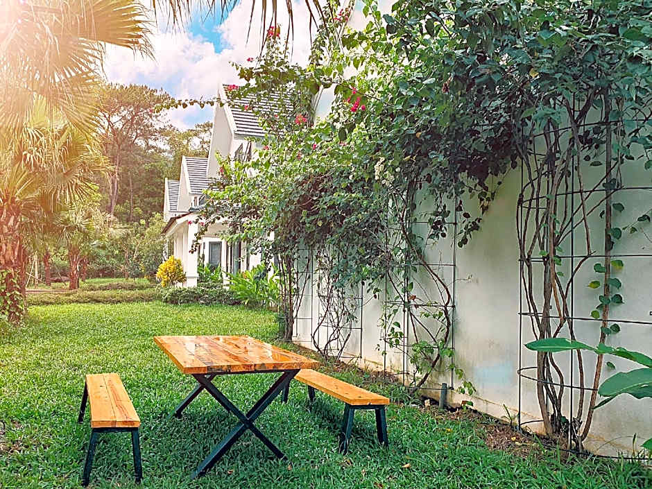 ROSE Villas & Resort Ba Vi