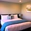 East Pier Hotel