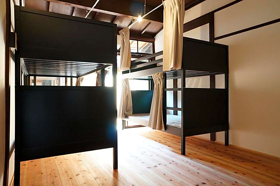 Guesthouse Itoya Kyoto