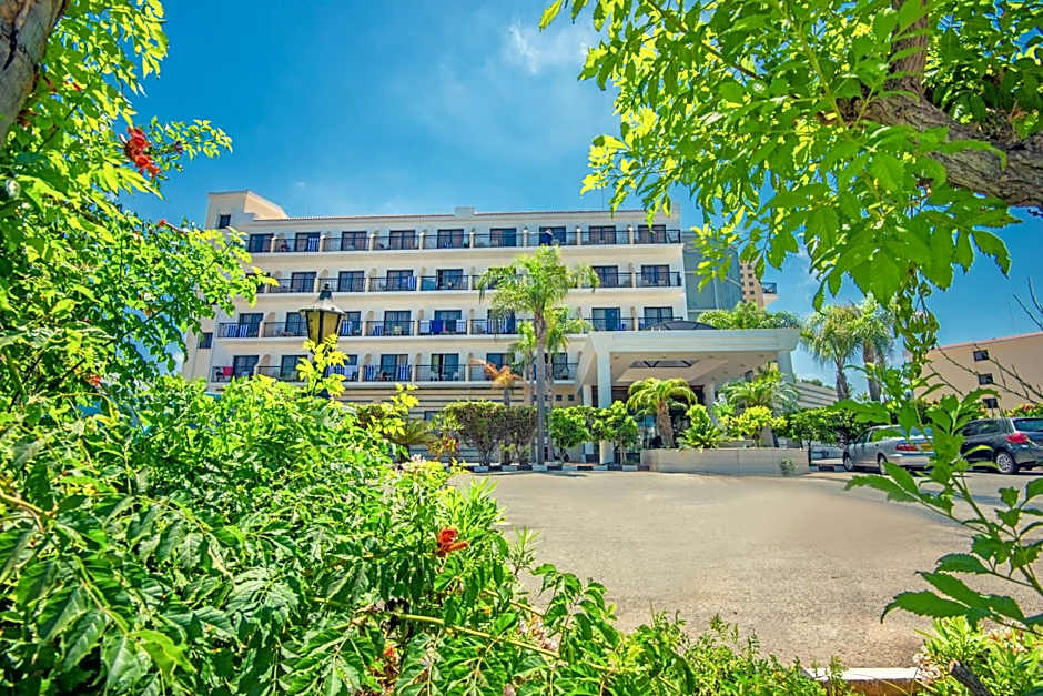 Tsokkos Gardens Hotel