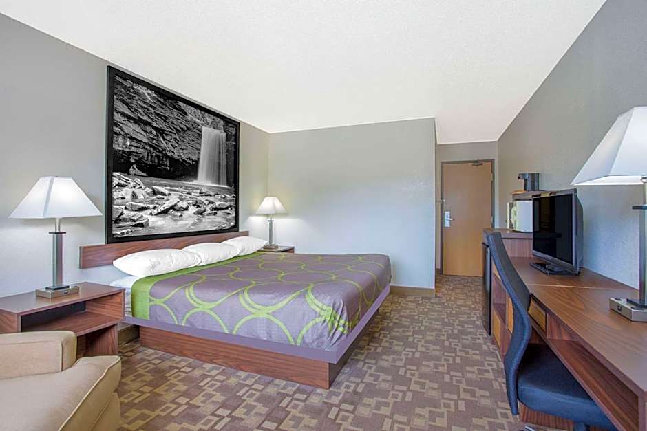 Super 8 by Wyndham Appomattox VA