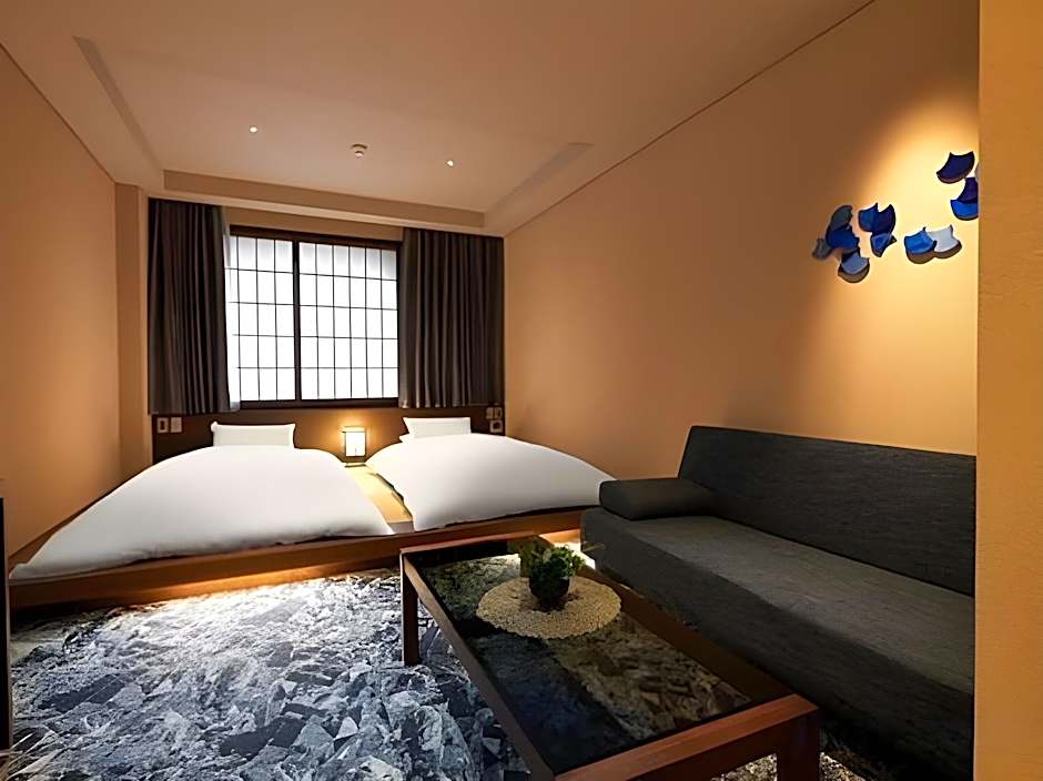 Minn Kanazawa