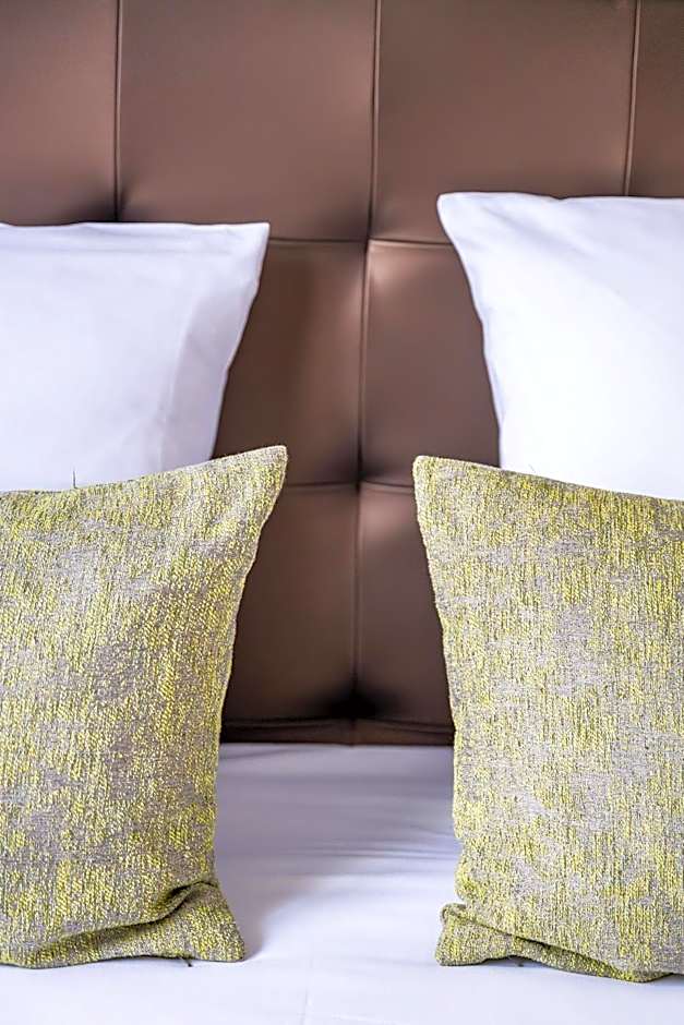 Hôtel La Maison des Croisades - Au pied des Remparts