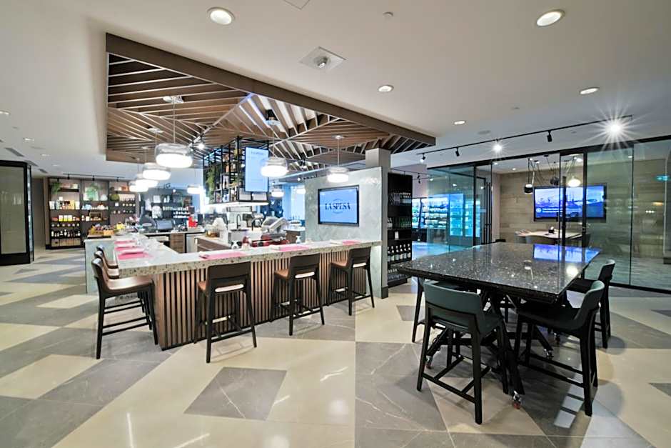 Sheraton Laval Hotel