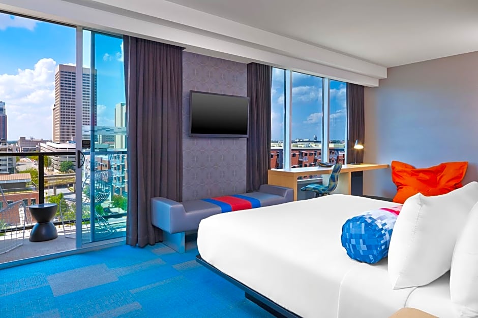 Aloft Oklahoma City Downtown – Bricktown