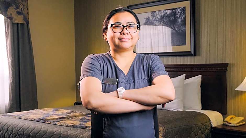 Redwood Inn & Suites