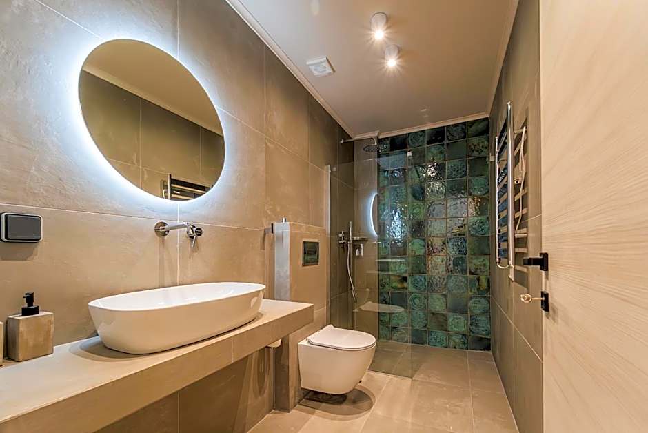 Iridium Old Town Luxury Suites