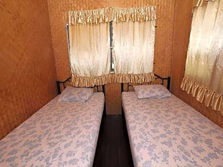 Standard Fan with River View