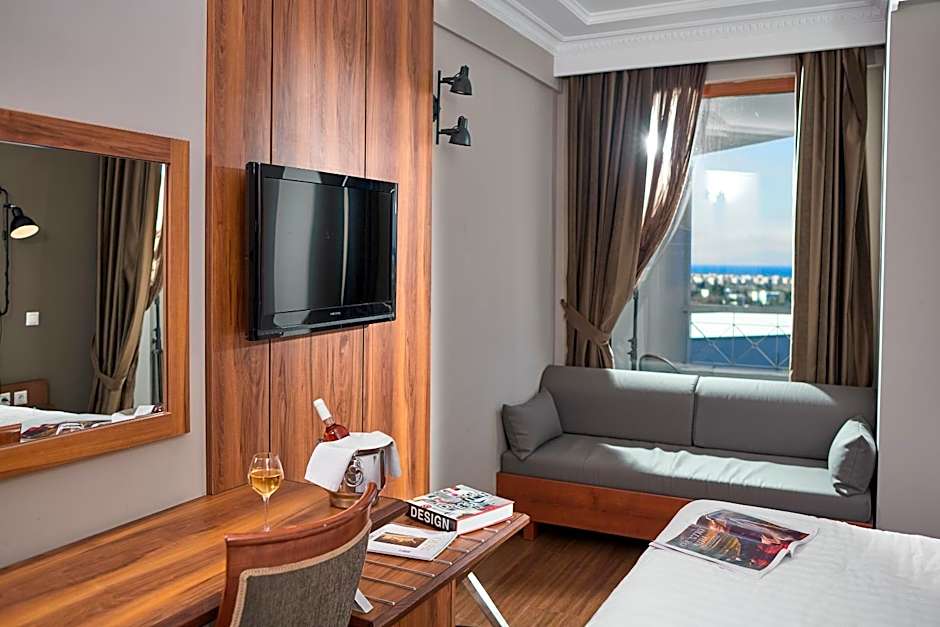 ROYAL HOTEL THESSALONIKI