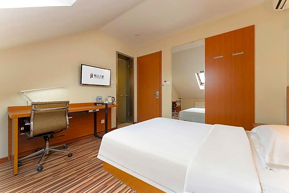 Jinjiang Inn Style Wehai Haibin South Road Haishang Park