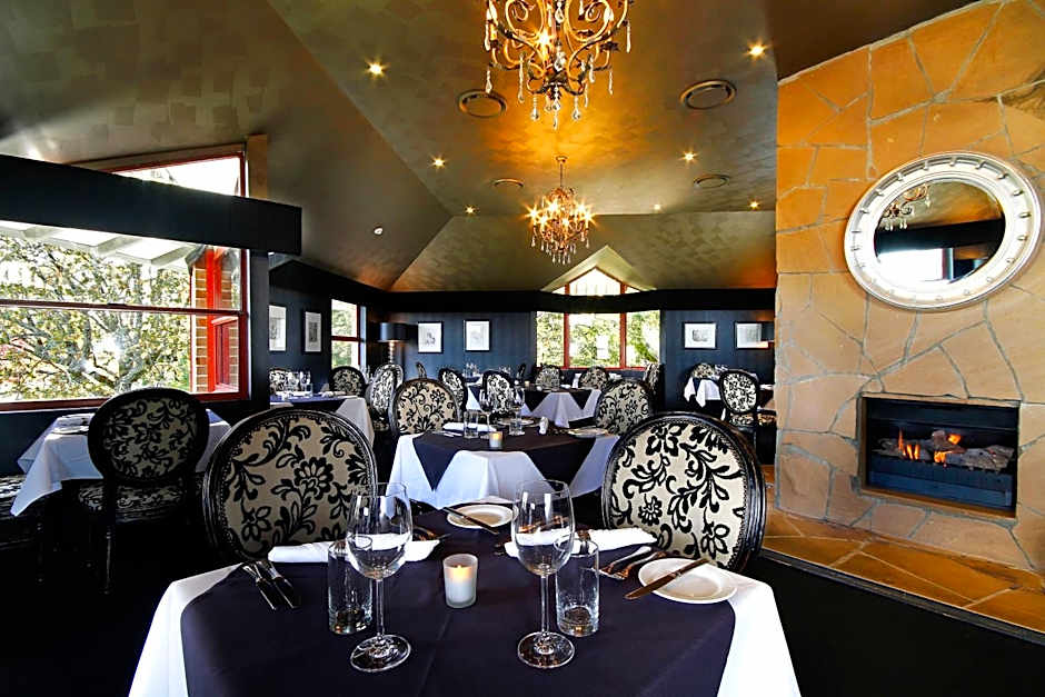 Echoes Boutique Hotel & Restaurant